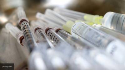 Джордж Мейсон - Анча Баранова - Биолог назвала факторы, мешающие сократить испытание вакцины от коронавируса - nation-news.ru