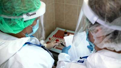 Анастасий Раков - Врачи вылечили еще 827 пациентов от COVID-19 в Москве - gazeta.ru - Россия - Москва - Китай
