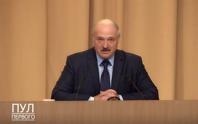 Александр Лукашенко - Лукашенко заявил, что на ногах перенес коронавирус - naviny.by - Белоруссия