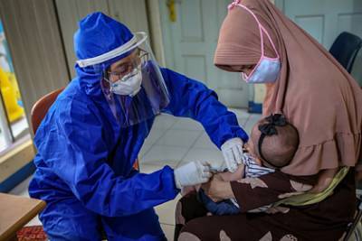 Индонезия захотела создать свою вакцину от коронавируса - lenta.ru - Индонезия - Jakarta
