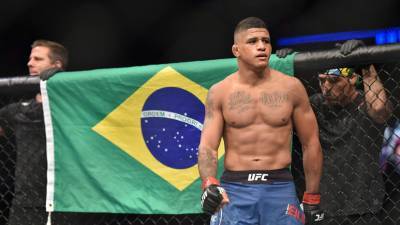 Усман Камару - Гилберт Бернс - Бёрнс прокомментировал снятие с турнира UFC 251 из-за заболевания COVID-19 - russian.rt.com - Бразилия - Абу-Даби