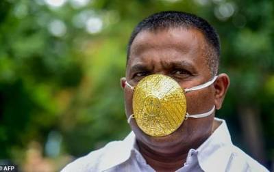 Индийский бизнесмен ходит в золотой маске для защиты от коронавируса - korrespondent.net - Франция - Индия - Пуна