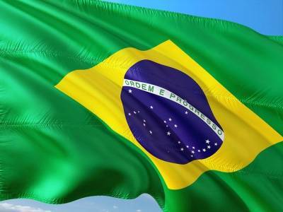 Жаир Болсонару - Больного COVID-19 президента Бразилии намерены засудить - gazeta.a42.ru - Бразилия