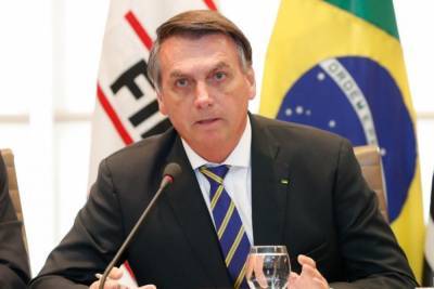 Жаир Болсонар - Президент Бразилии рассказал, как проходит его лечение от коронавируса - vm.ru - Бразилия