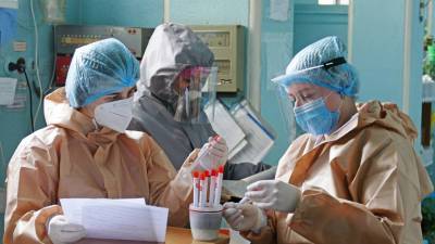 На Украине выявили 1158 новых случаев коронавируса за сутки - russian.rt.com - Украина