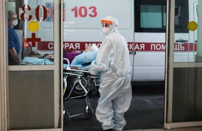 В России выявлено менее 5 тыс. новых случаев заражения коронавирусом - eadaily.com - Россия
