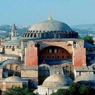 Новые случаи заболевания коронавируса в Турции связаны с открытием собора Святой Софии как мечети - radiomayak.ru - Турция
