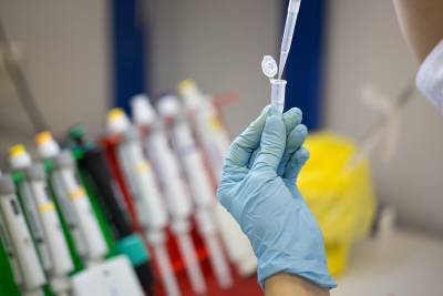 Власти страны будут контролировать распределение вакцины от коронавируса - vm.ru - Россия