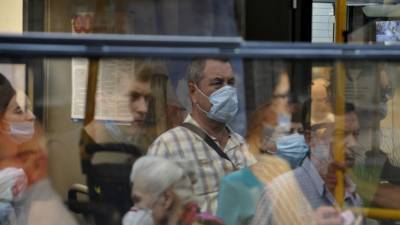 На Украине за сутки выявлено почти 2 тысячи случаев коронавируса - russian.rt.com - Украина - Сша