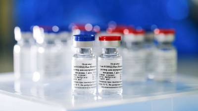 Срок годности российской вакцины от коронавируса составляет полгода - gazeta.ru - Россия - Китай