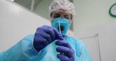 В России за сутки выявили 4870 новых случаев коронавируса - ren.tv - Россия - Китай