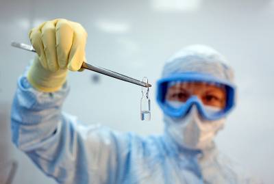 Роспотребнадзор объявил сроки завершения испытаний вакцины от коронавируса - tvc.ru