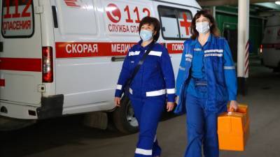 Коронавирус выявили у 4921 человека в России за сутки - vm.ru - Россия