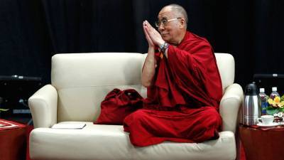 Далай-лама заявил, что восточная медицина может помочь в борьбе с COVID-19 - gazeta.ru - Индия