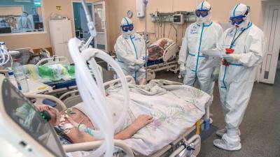 В Москве за сутки скончались 12 пациентов с коронавирусом - gazeta.ru - Россия - Москва - Китай