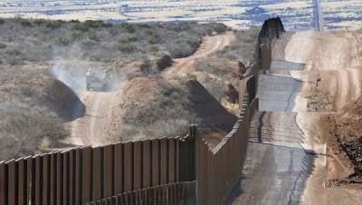Стена на границе с Мексикой помогает в борьбе с коронавирусом — Трамп - eadaily.com - Сша - Мексика