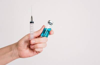 Анатолий Альтштейн - Кому нельзя делать прививку от коронавируса, рассказал вирусолог - ont.by - Москва