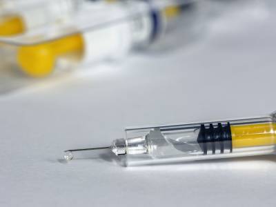 В минздраве России не подтвердили информацию о вакцинации чиновников от коронавируса - gordonua.com - Россия