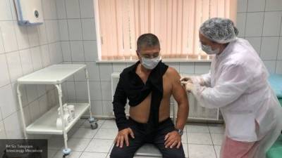 Александр Мясников - Мясников рассказал о самочувствии после прививки от коронавируса - nation-news.ru - Россия