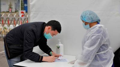 Число случаев коронавируса в Казахстане достигло 106 855 - russian.rt.com - Киргизия - Казахстан