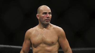 Бой Сантоса и Тейшейры в UFC отменён второй раз из-за коронавируса - russian.rt.com - Бразилия