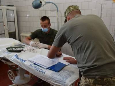 В Вооруженных силах Украины за сутки выявили 72 новых случая COVID-19 - gordonua.com - Украина