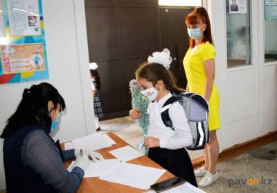 В Казахстане нет ни одного случая Covid-19 среди учеников дежурных классов - eadaily.com - Казахстан