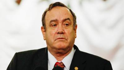 Жаир Болсонар - У президента Гватемалы выявили коронавирус - russian.rt.com - Бразилия - Гватемала - Республика Гватемала