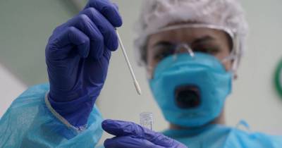 За сутки в России выявили 6 215 новых случаев коронавируса - ren.tv - Россия