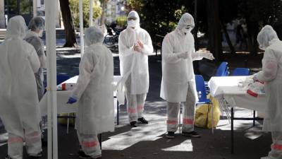 Франция бьет рекорды по числу заразившихся коронавирусом - vesti.ru - Франция