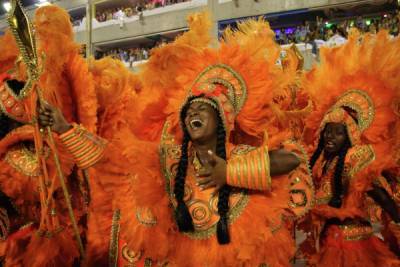 Карнавал в Рио-де-Жанейро отложили из-за коронавируса - govoritmoskva.ru - Бразилия - Рио-Де-Жанейро