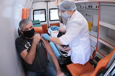 ВОЗ рассказала о помощи прививок от гриппа в борьбе с коронавирусом - lenta.ru