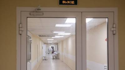 За сутки в России умерли 169 пациентов с коронавирусом - russian.rt.com - Россия