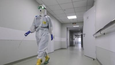 За сутки в России умерли 99 пациентов с коронавирусом - russian.rt.com - Россия