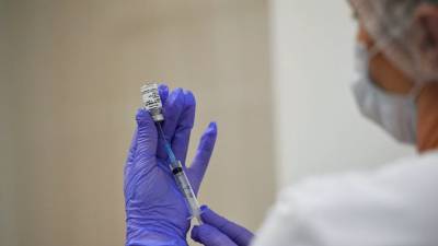 Гинцбург рассказал о ходе вакцинации добровольцев от коронавируса - russian.rt.com