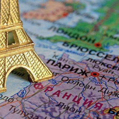 Новые ограничения из-за коронавируса вводятся во Франции - radiomayak.ru - Франция - Париж