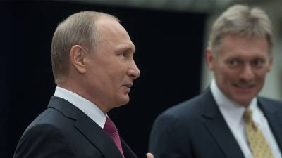 Владимир Путин - Дмитрий Песков - В Кремле подтвердили, что Путин сделает прививку от коронавируса - gazeta.ru - Россия