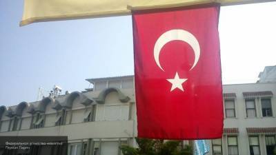 Туризм стал причиной всплеска заболеваний COVID-19 в Турции - inforeactor.ru - Турция - Анталья