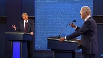 Дональд Трамп - Джозеф Байден - Крис Уоллес - Трамп и Байден в начале дебатов отказались от рукопожатия из-за COVID-19 - riafan.ru - Сша