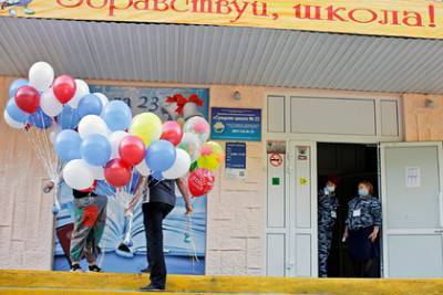 Россияне оценили риск заразиться коронавирусом в школах - lenta.ru