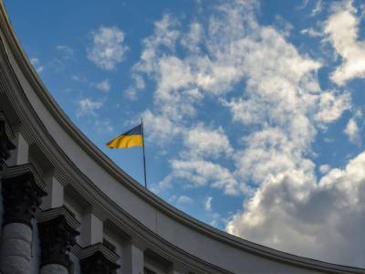 Правительство Украины расширило список категорий иностранцев, которым разрешен въезд в Украину в период карантина - gordonua.com - Украина