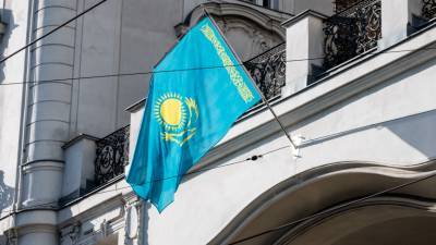 Выборы в парламент начались во всем Казахстане - riafan.ru - Казахстан