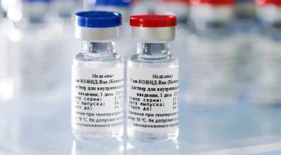 Сэм Фазель - Эксперт Bloomberg высоко оценил российскую вакцину «Спутник V» - news-front.info - Россия