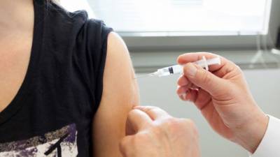 Более полутора миллионов человек привились вакциной «Спутник V» - 5-tv.ru - Россия