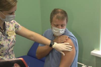 В комздраве объяснили медленные темпы вакцинации в Петербурге - abnews.ru - Санкт-Петербург