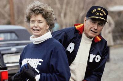 Джордж Буш - Эллис Буш - Сестра экс-президента США умерла от COVID-19 - newsone.ua - Украина - Сша - New York - штат Массачусетс