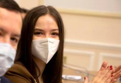Наталья Бойко - Экс-министра возмутили люди без масок в вагоне Укрзализныци - news.bigmir.net - Укрзализныця