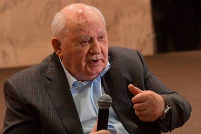 Михаил Горбачев - Горбачев высказался о падении цен на нефть - lenta.ru - Россия - Ссср