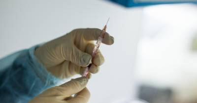 В Литве прокуратура расследует случаи вакцинации от COVID-19 вне очереди - klops.ru - Литва