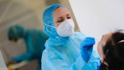 Роберт Кох - В Германии за сутки выявили почти 13 тысяч случаев коронавируса - russian.rt.com - Германия